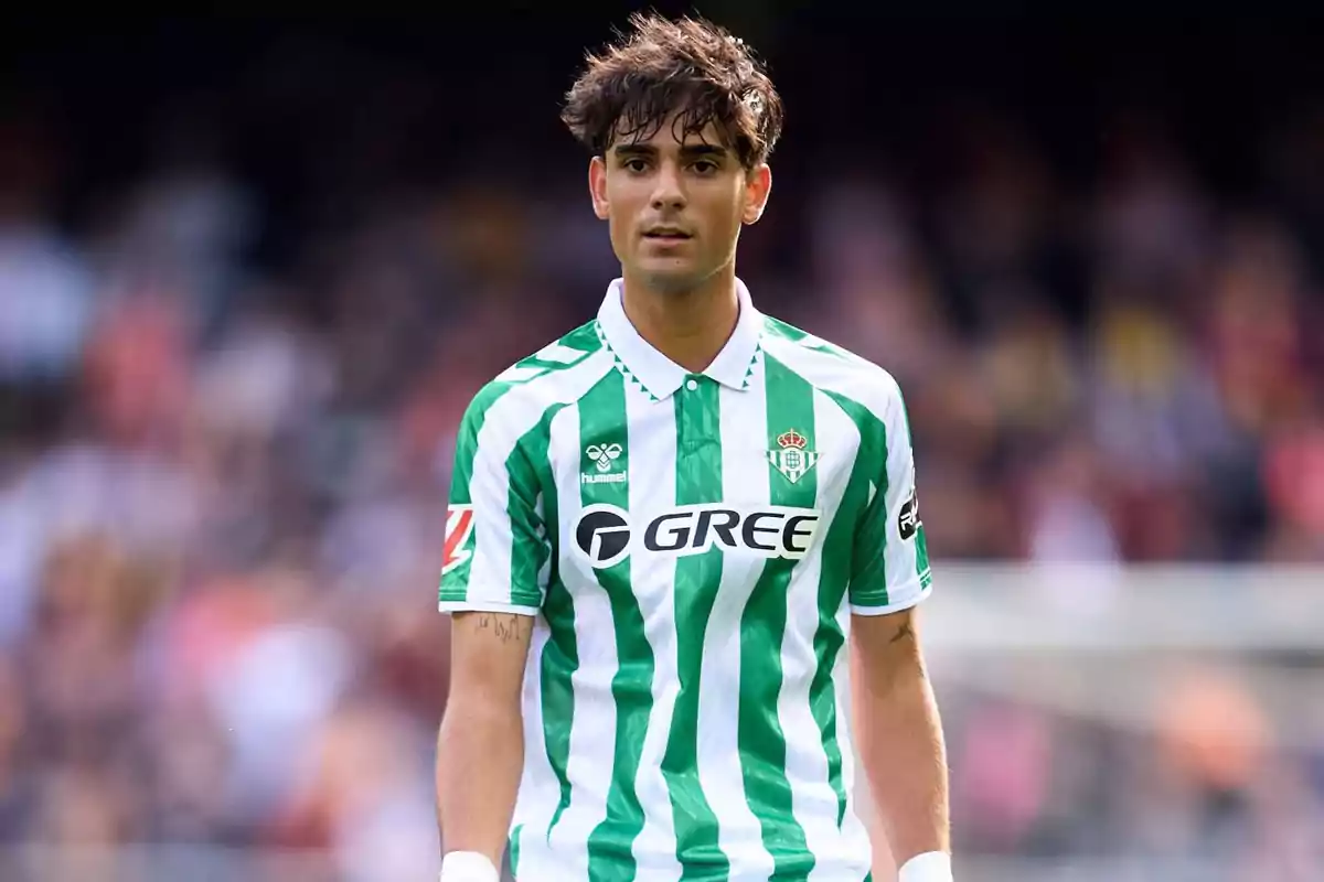 Carlos Guirao en un partido con el Real Betis