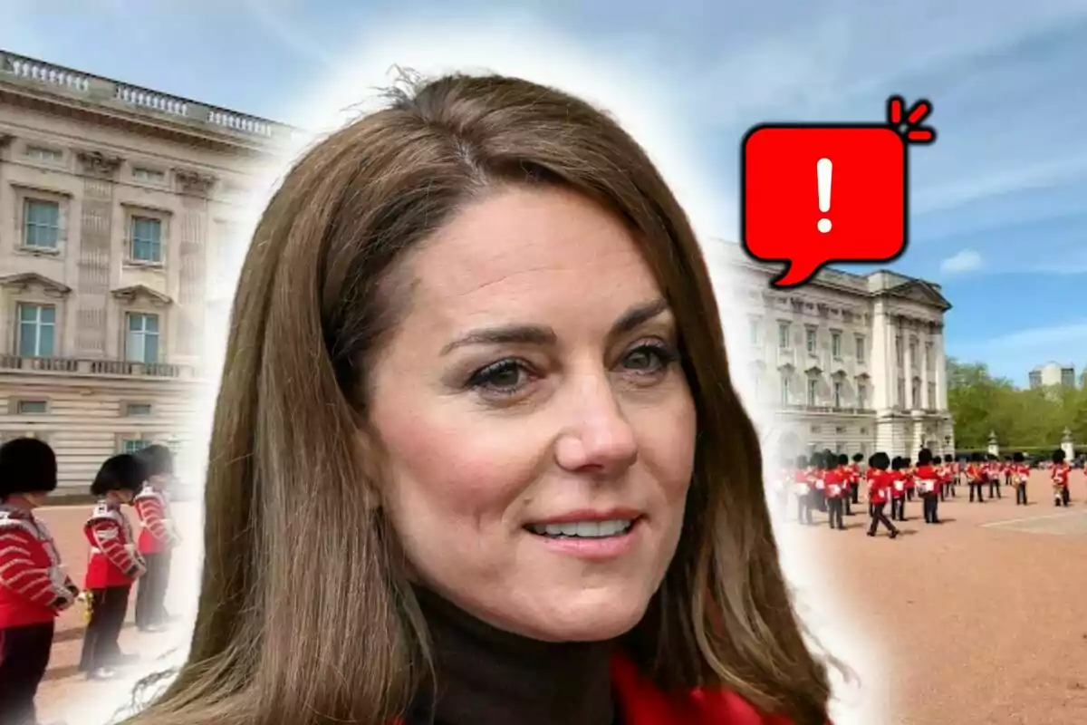 Kate Middleton en primer plano frente al Palacio de Buckingham con guardias y un ícono de advertencia rojo.