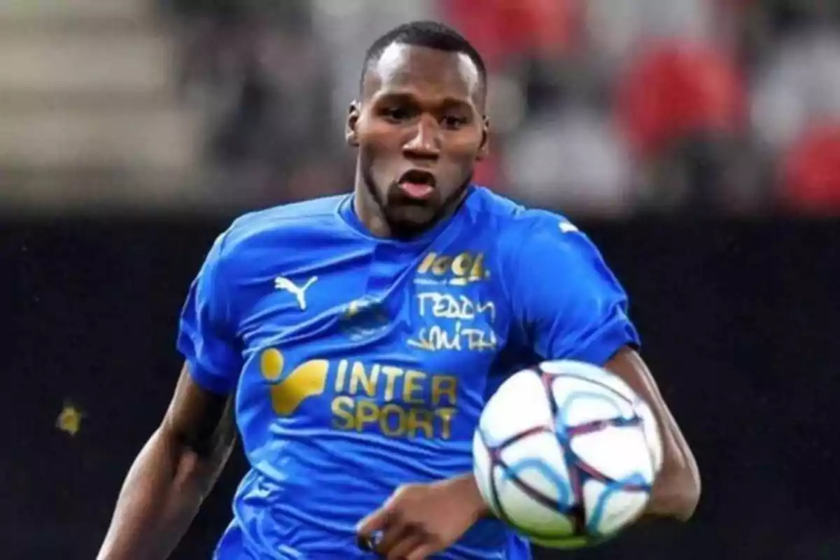 Mustapha Sangaré in a match
