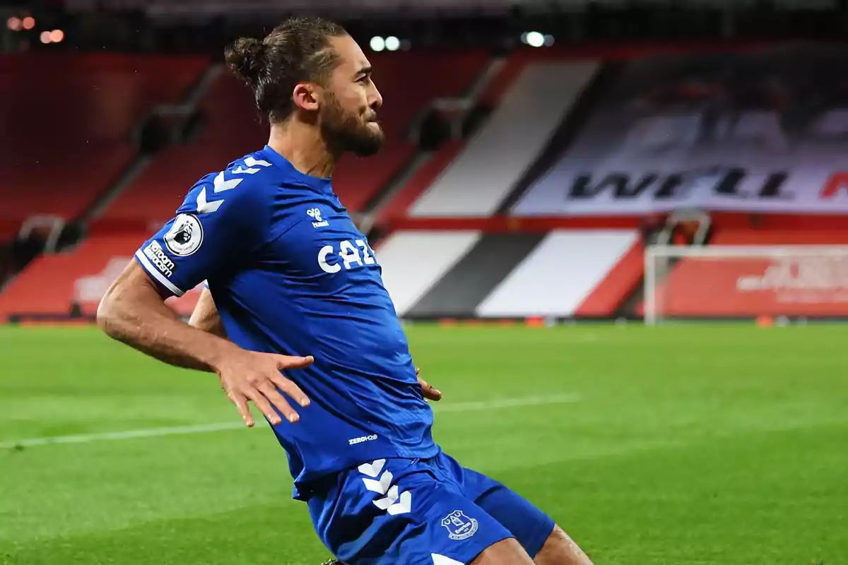 Calvert-Lewin celebrant un gol amb l’Everton Calvert-Lewin celebrant un gol amb l’Everton