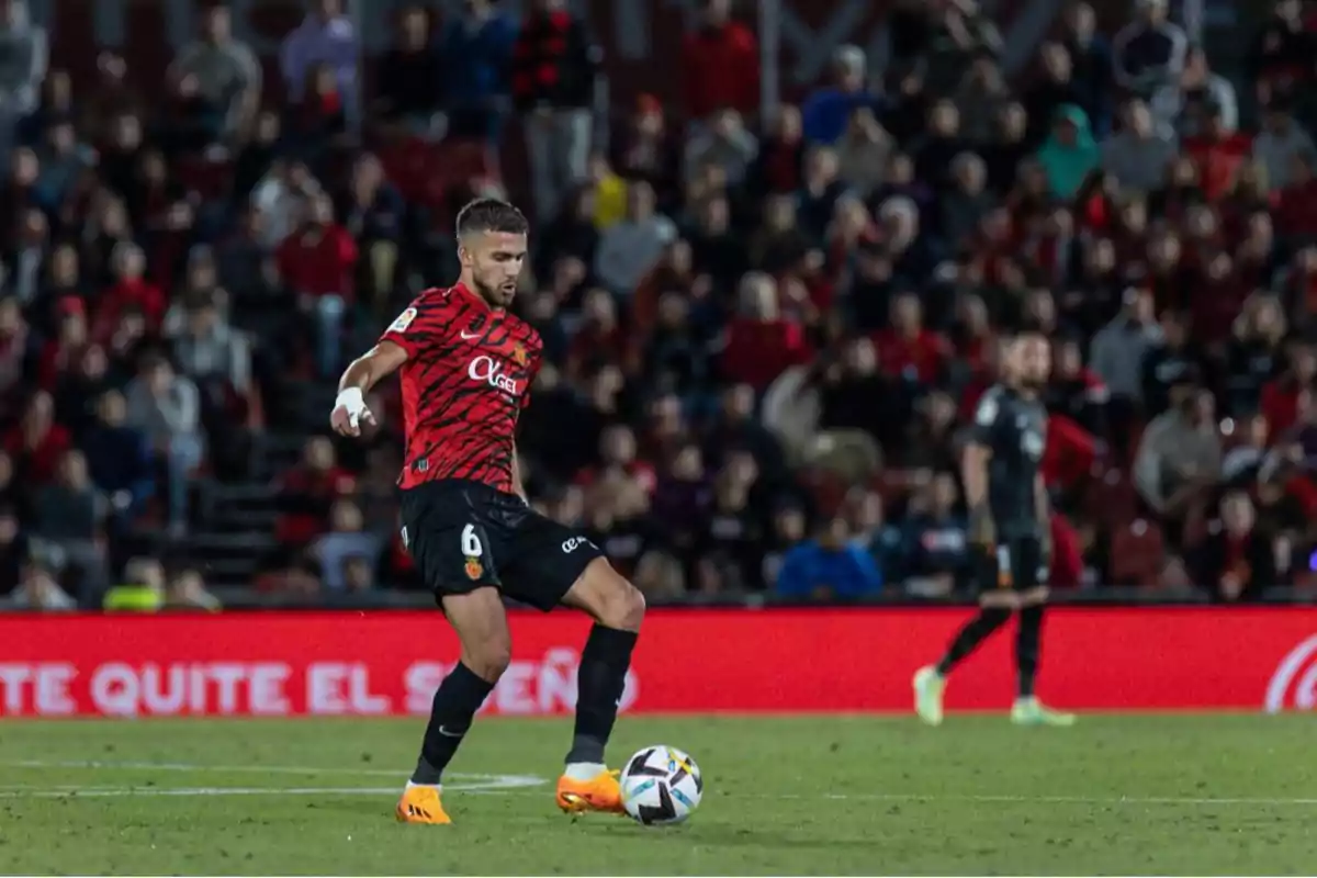 Copete in a match with Mallorca Copete in a match with Mallorca