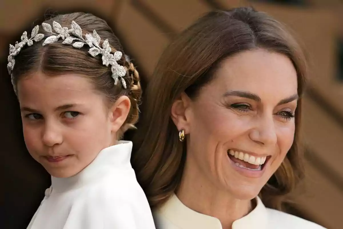 Una nena amb una diadema platejada i una dona somrient, totes dues vestides de blanc
