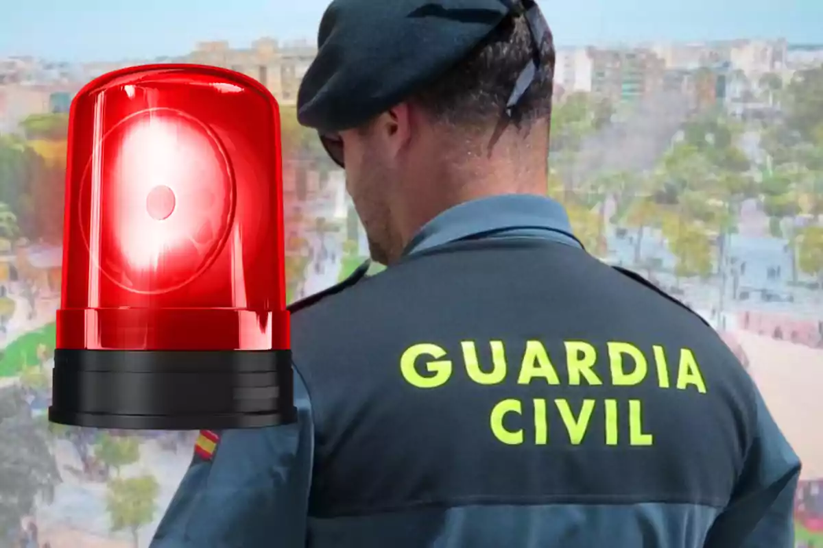 Un agente de la Guardia Civil de espaldas con un fondo urbano y una sirena roja en primer plano