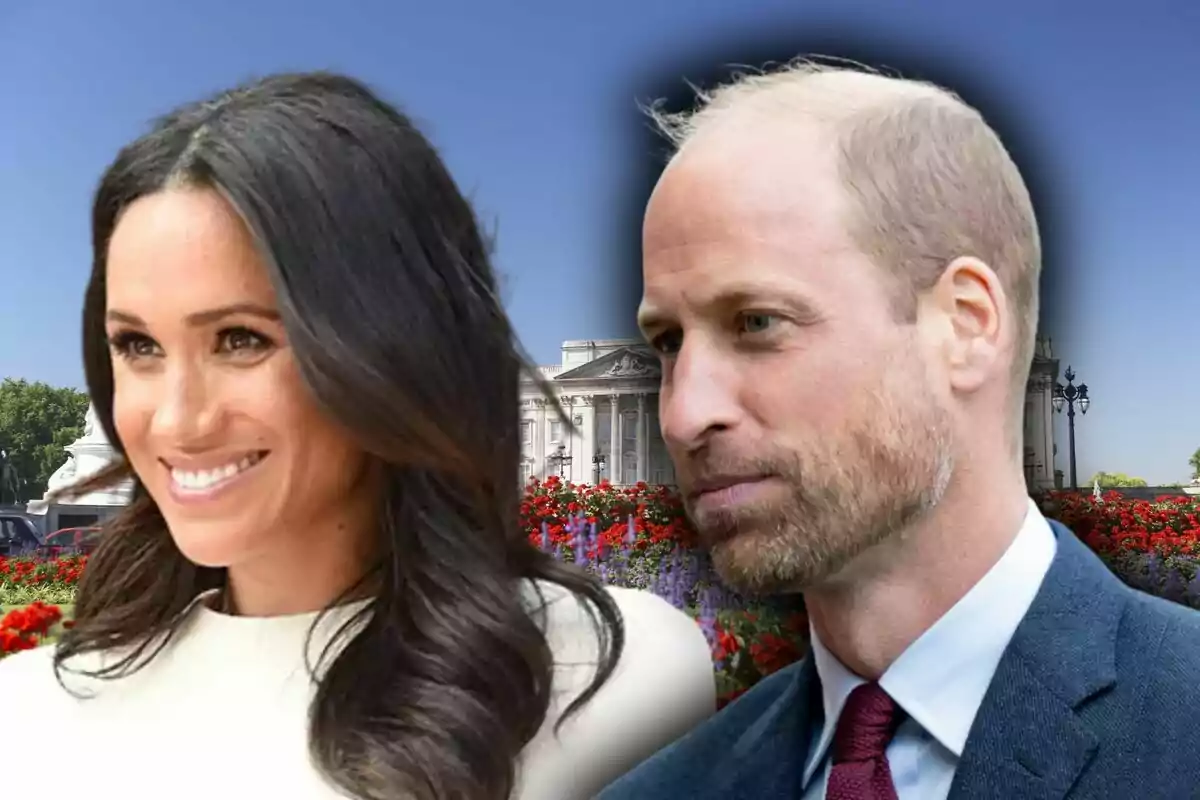 Dues persones en primer pla amb el Palau de Buckingham i un jardí de flors al fons