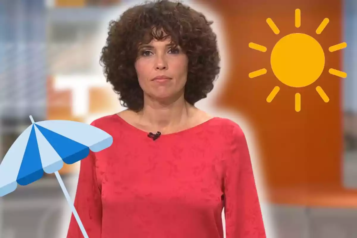 Dona de cabells arrissats amb una brusa vermella davant de gràfics d’un sol groc i un para-sol blau i blanc, en un ambient d’estudi.