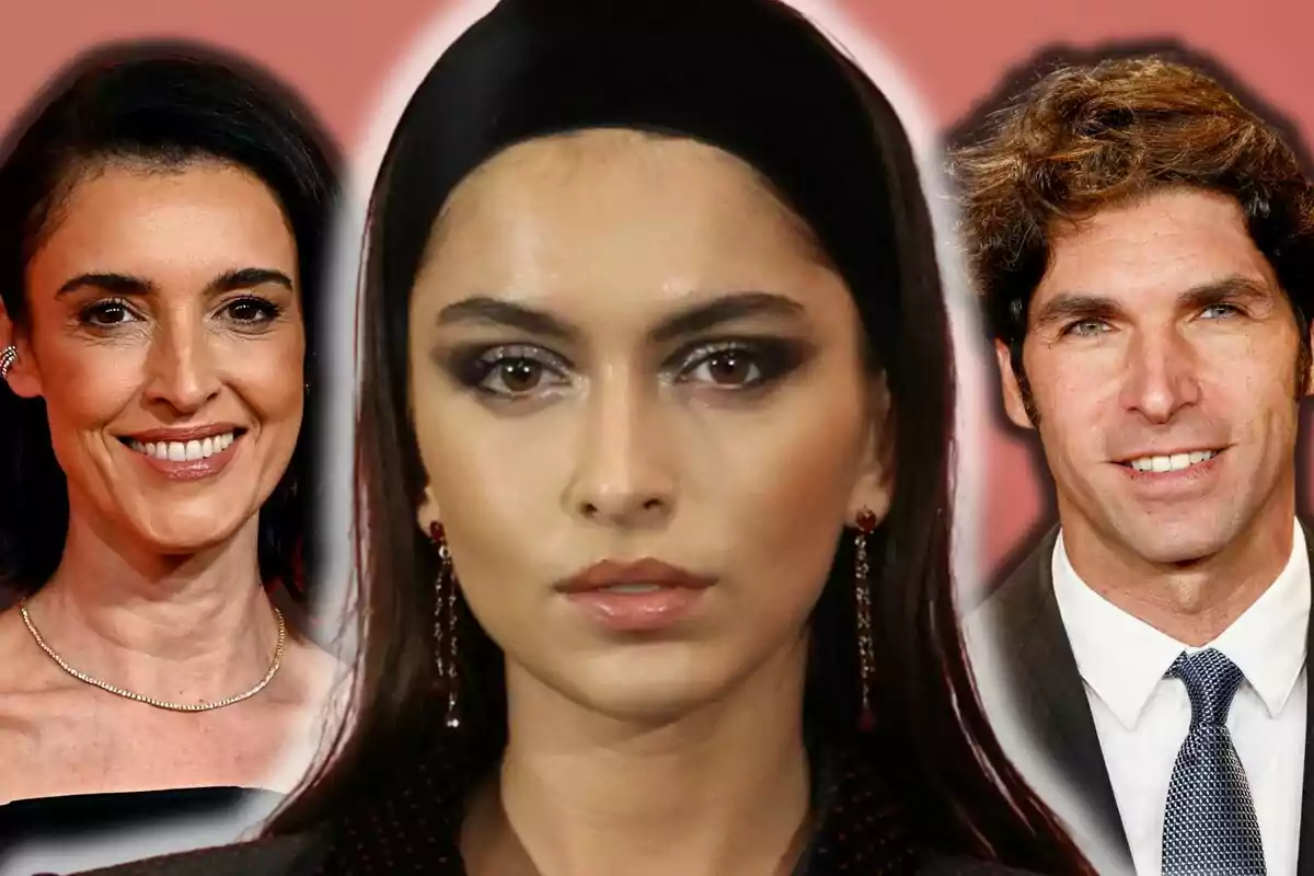 Blanca Romero, Lucía y Cayetano Rivera posando con fondo difuminado en tonos rojizos, una mujer en el centro con maquillaje llamativo y dos personas a los lados sonriendo.