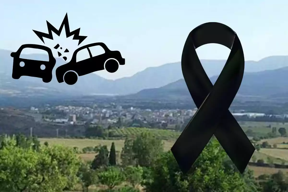 Paisatge d’un poble amb un llaç negre de dol i una icona de xoc de cotxes en primer pla