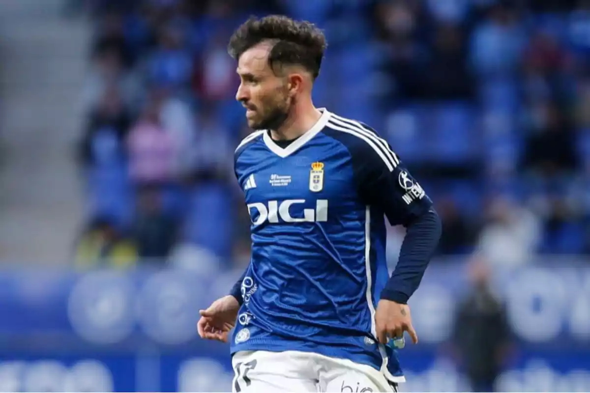 Sebas Moyano in a match with Real Oviedo Sebas Moyano in a match with Real Oviedo