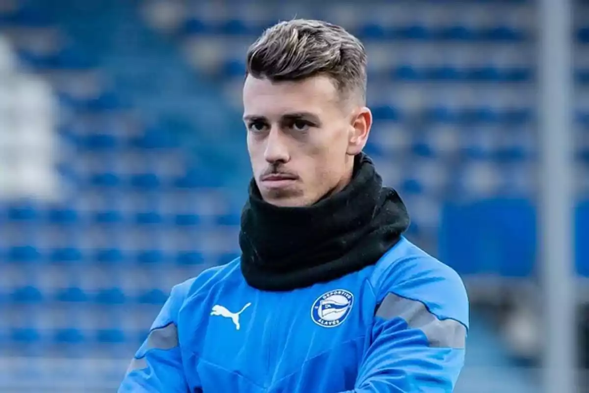 Antonio Blanco con el Deportivo Alavés en un entrenamiento Antonio Blanco con el Deportivo Alavés en un entrenamiento