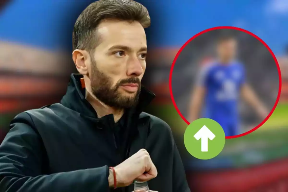 Hombre con barba y chaqueta oscura en primer plano con fondo desenfocado que muestra a una persona en uniforme azul dentro de un círculo rojo y una flecha verde apuntando hacia arriba