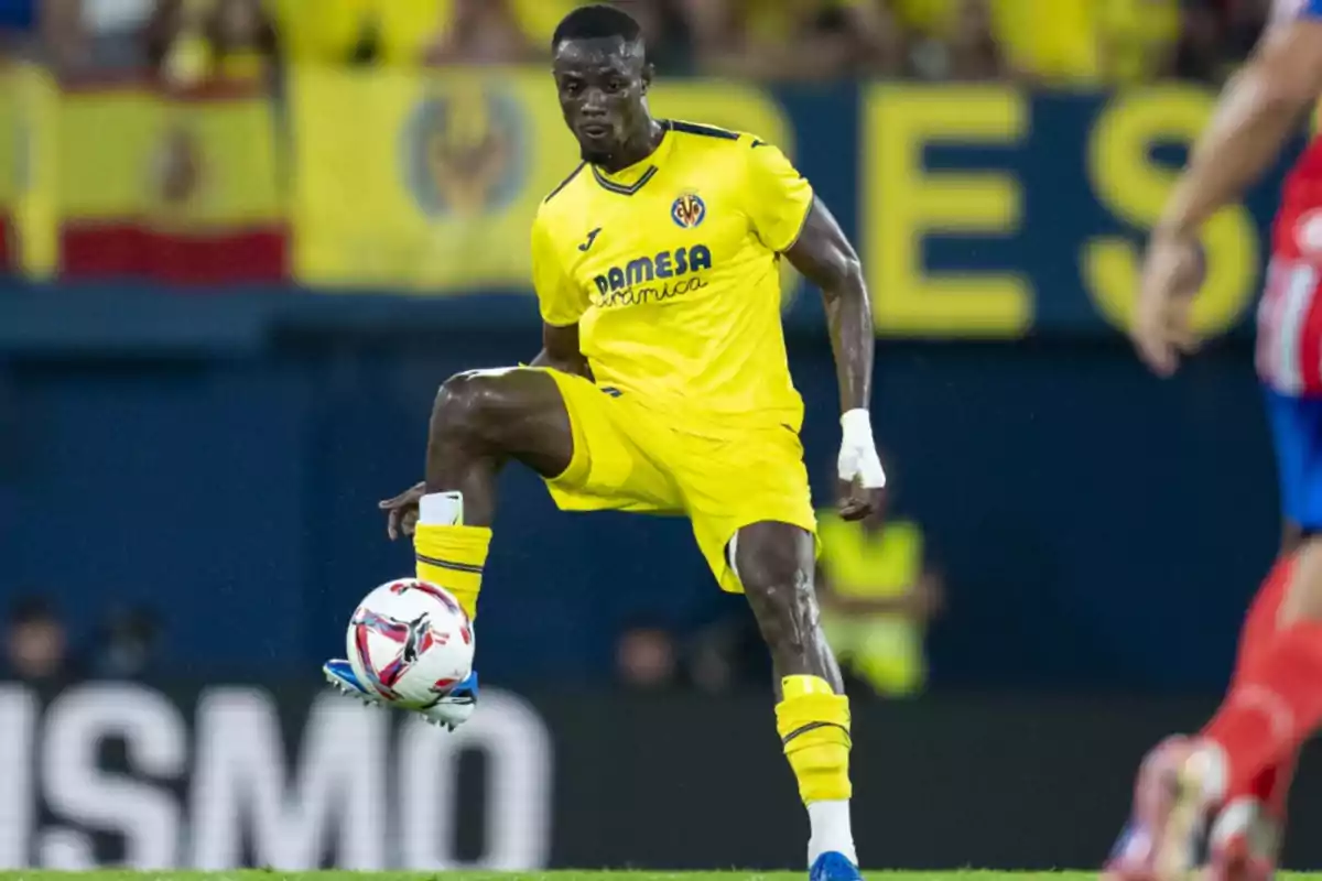 Eric Bailly en un partit amb el Vila-real fa uns anys Eric Bailly en un partit amb el Vila-real fa uns anys