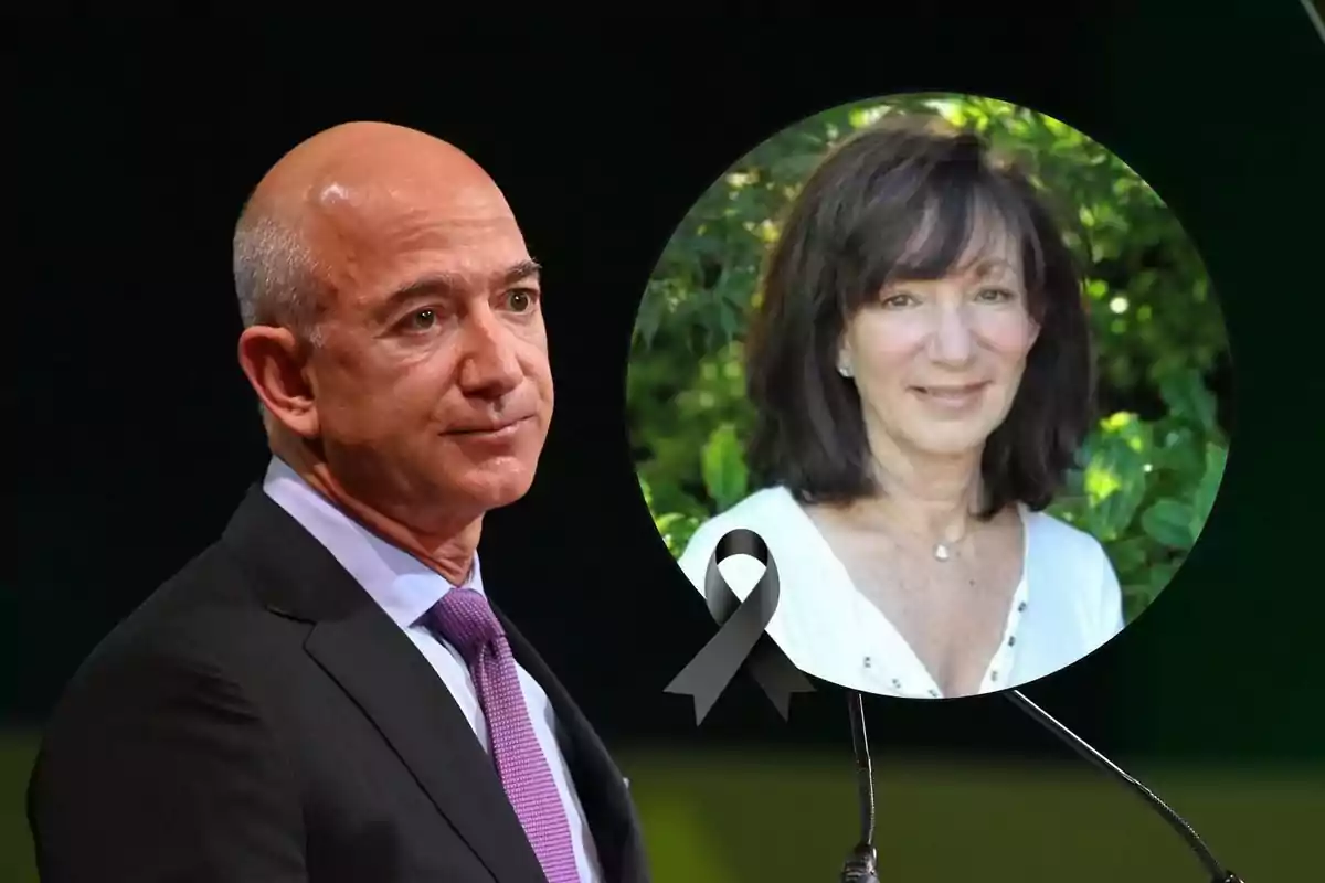 Home amb vestit i expressió seriosa i una imatge circular d’una dona amb un llaç negre de dol sobre un fons de vegetació.