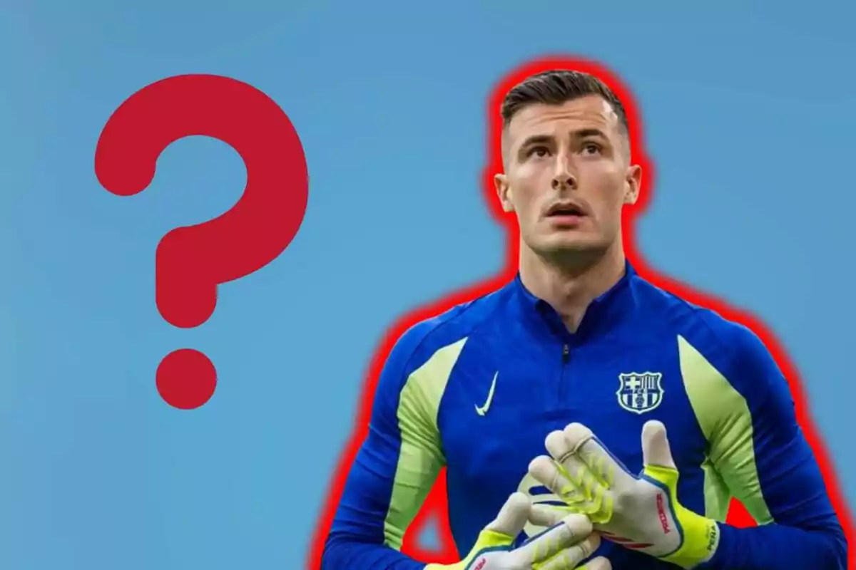 Porter amb uniforme blau i guants de futbol al costat d’un gran signe d’interrogació vermell sobre fons blau