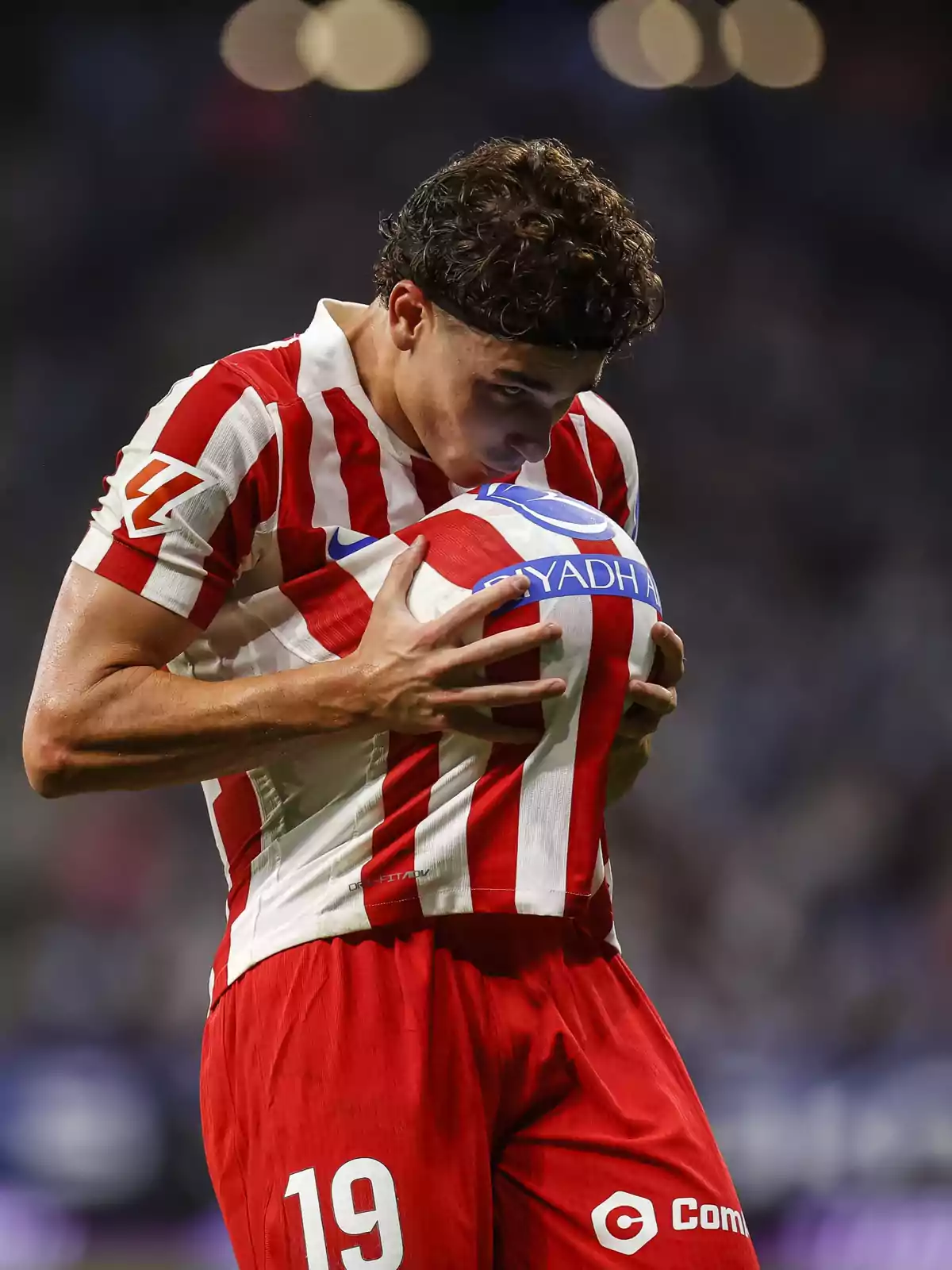 Julián Álvarez celebrant el seu gran gol contra l’Espanyol Julián Álvarez celebrant el seu gran gol contra l’Espanyol