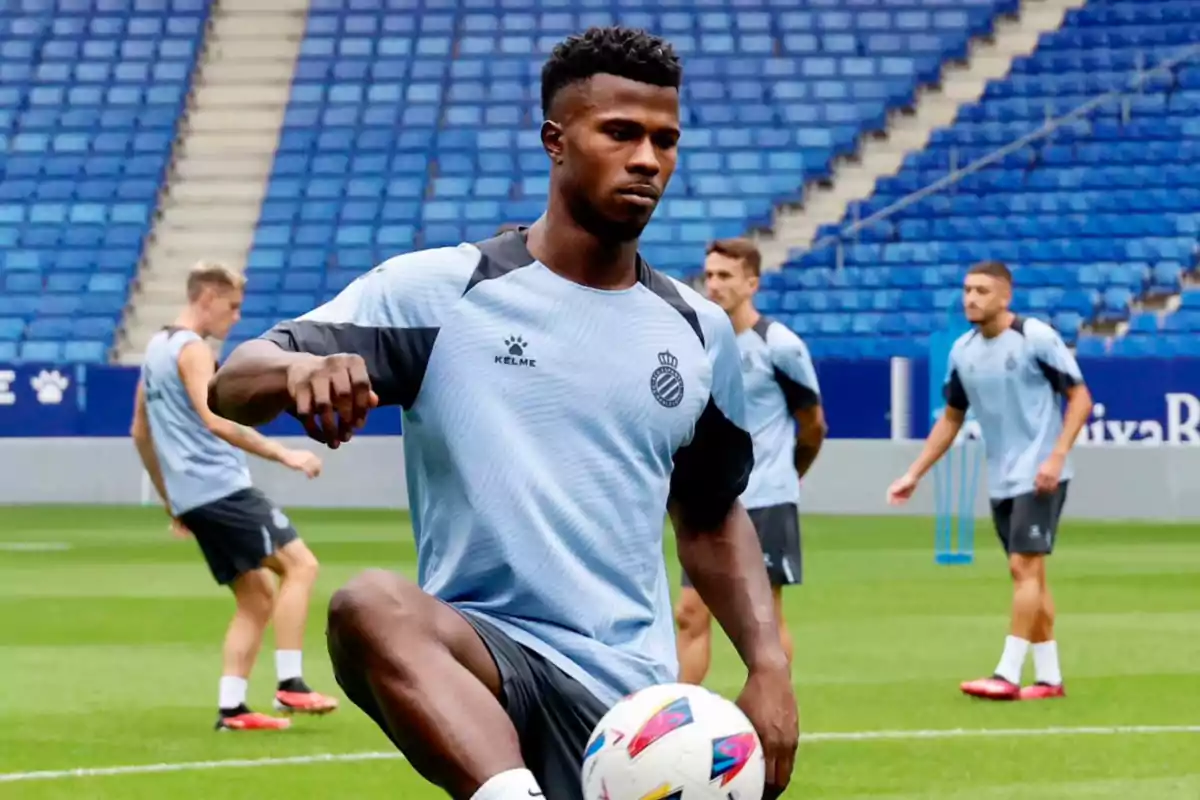 Keita Balde en un entrenamiento con el Espanyol en la temporada 2023/24 Keita Balde en un entrenamiento con el Espanyol en la temporada 2023/24