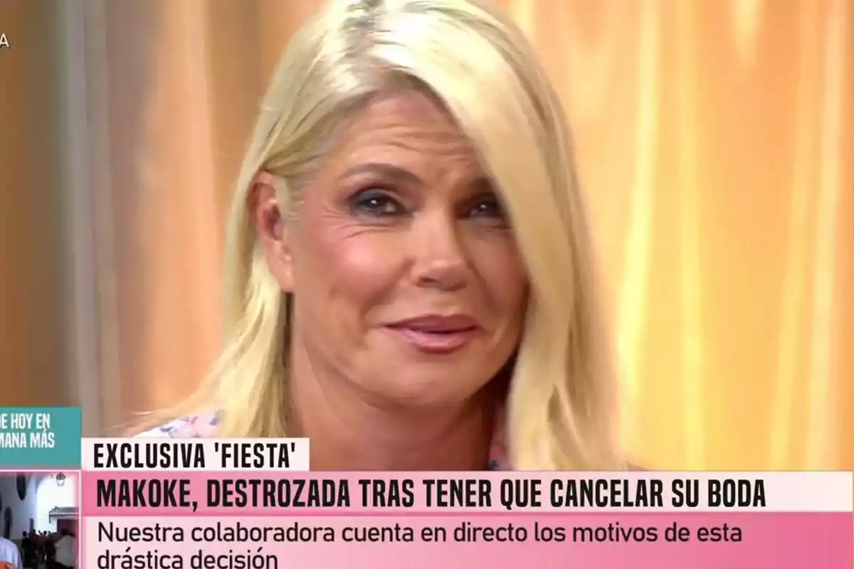 Makoke amb expressió seriosa en un programa de televisió amb un titular que informa sobre la cancel·lació del seu casament i el seu estat emocional Makoke amb expressió seriosa en un programa de televisió amb un titular que informa sobre la cancel·lació del seu casament i el seu estat emocional