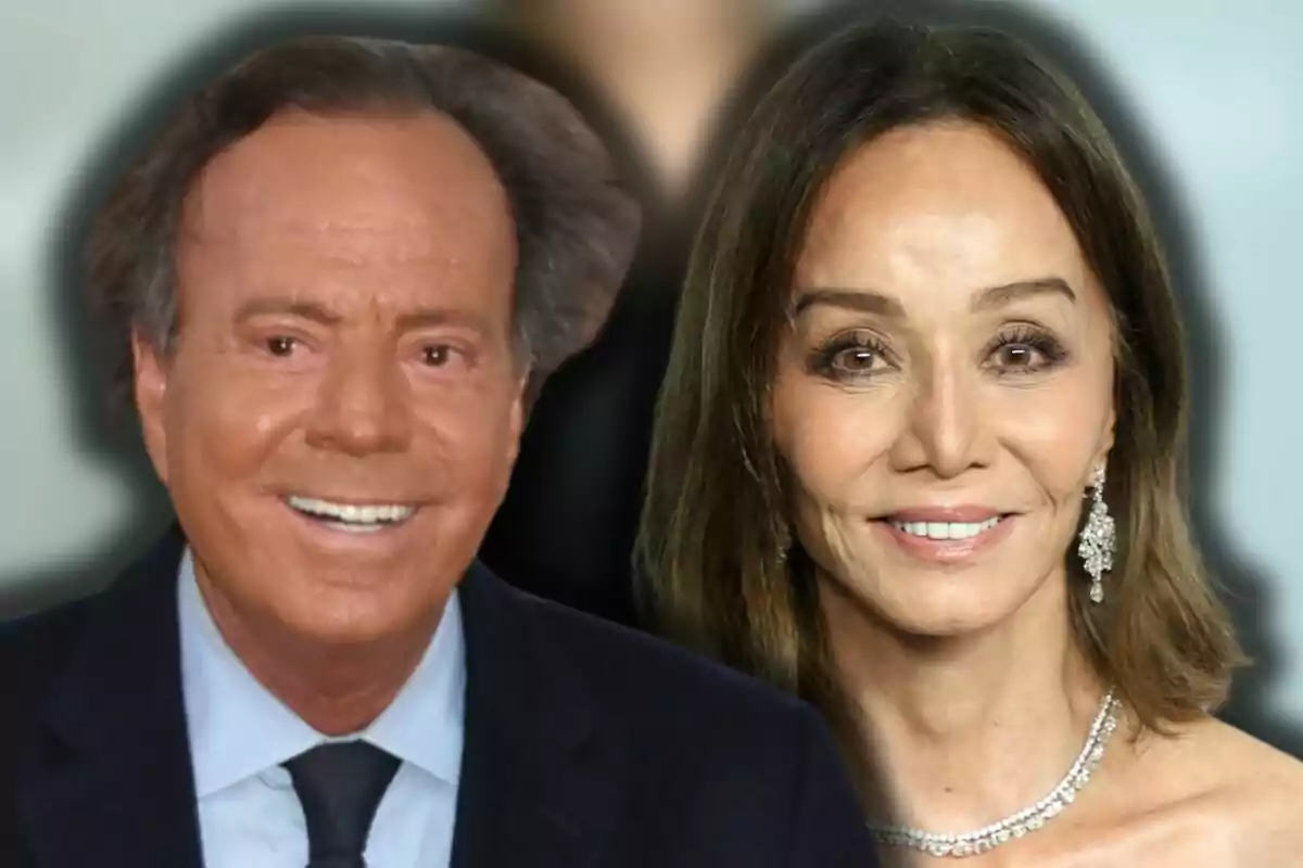 Julio Iglesias i Isabel Preysler laci posen junts somrient elegantment vestits