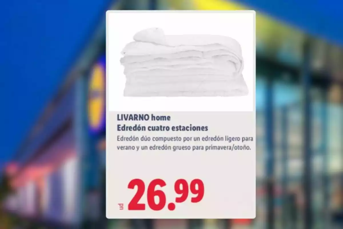 White LIVARNO home brand comforter for all seasons priced at 26.99 euros White LIVARNO home brand comforter for all seasons priced at 26.99 euros