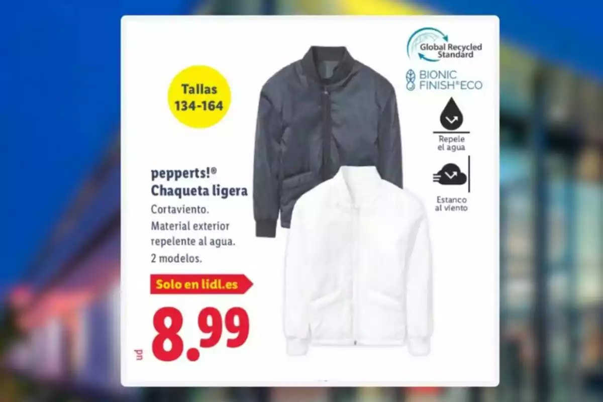 Publicitat de jaquetes lleugeres per a nens en dos colors, blau marí i blanc, amb un preu de 8,99 euros, disponibles en talles de la 134 a la 164, resistents a l’aigua i al vent, venda exclusiva a lidl.es Publicitat de jaquetes lleugeres per a nens en dos colors, blau marí i blanc, amb un preu de 8,99 euros, disponibles en talles de la 134 a la 164, resistents a l’aigua i al vent, venda exclusiva a lidl.es