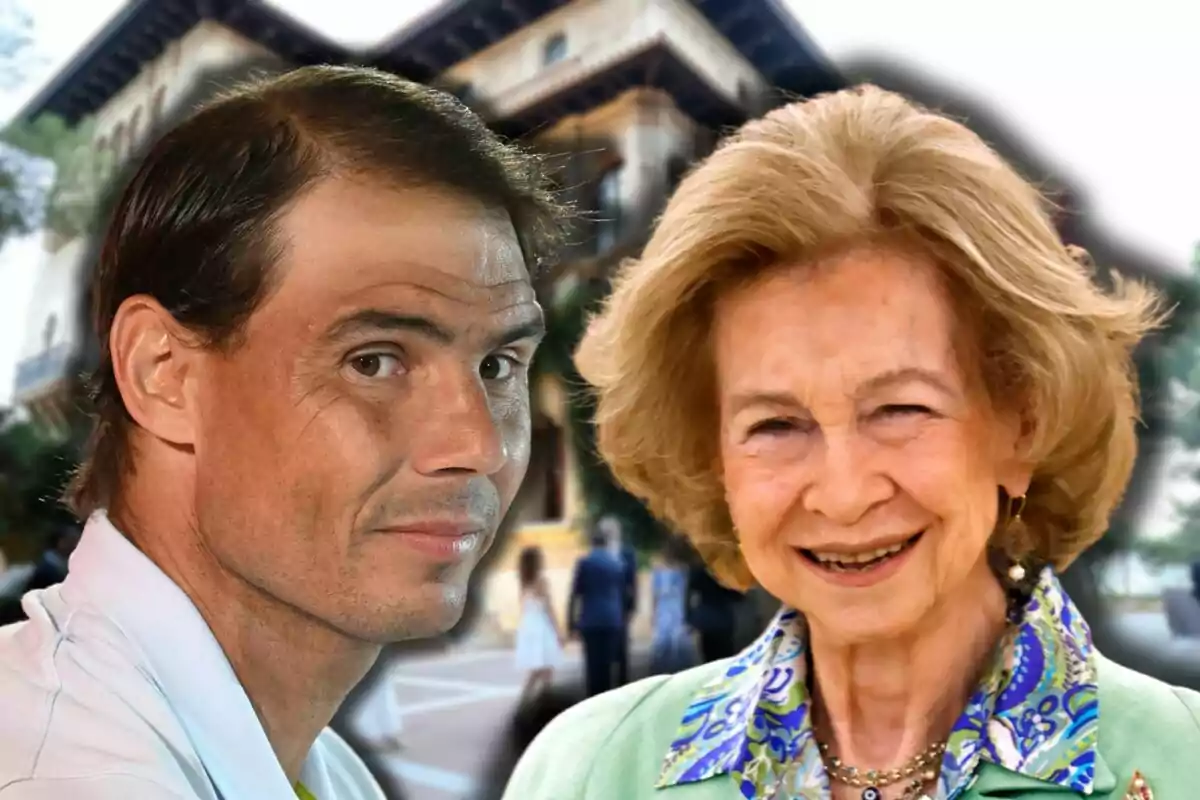 Rafa Nadal i la reina Sofia somriuen davant d’un edifici gran i elegant desenfocat al fons