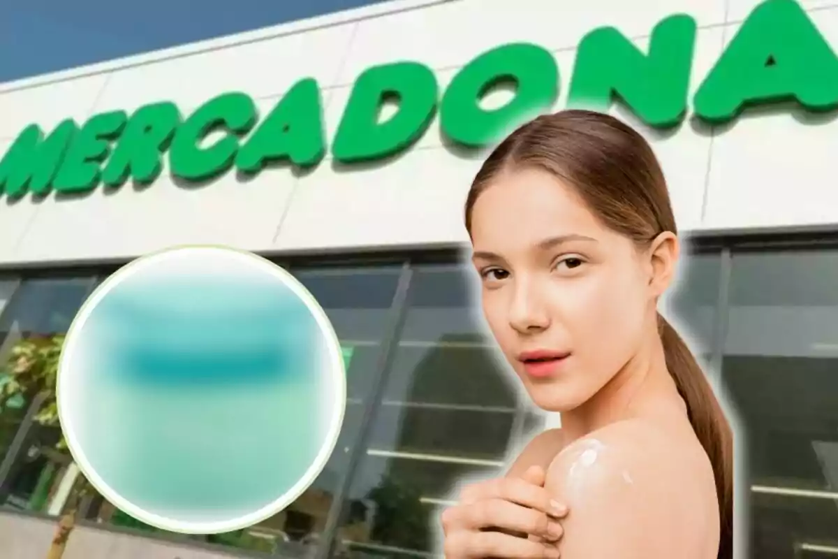 Una mujer aplicándose crema en el hombro frente a una tienda Mercadona con un producto desenfocado en primer plano.