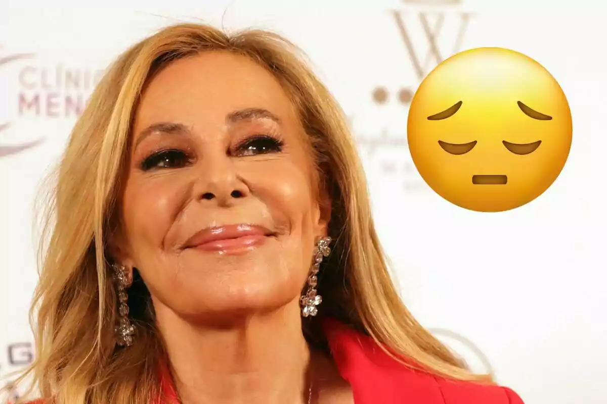 Ana Obregón somrient amb un emoji de cara preocupada al seu costat