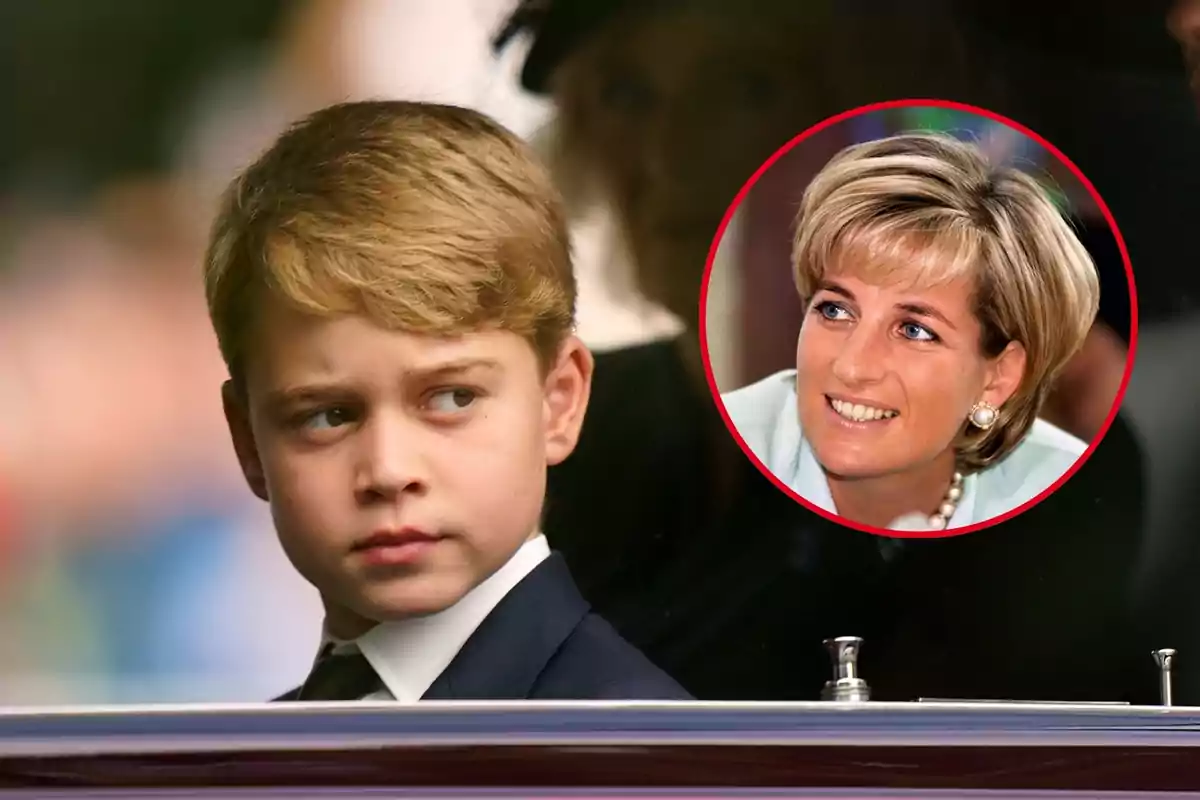 Muntatge amb el príncep George, amb expressió seriosa mira per la finestra d’un automòbil, i la Lady Di, somrient dins d’un cercle vermell.
