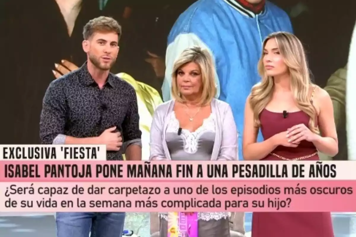 César Muñoz, Terelu Campos i Àlex Blanquer, drets i molt seriosos, al plató de 'Fiesta' César Muñoz, Terelu Campos i Àlex Blanquer, drets i molt seriosos, al plató de 'Fiesta'