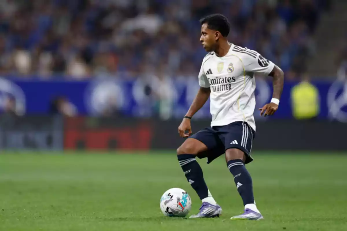 Acción de Rodrygo en el partido frente al Real Oviedo en el Tartiere Acción de Rodrygo en el partido frente al Real Oviedo en el Tartiere