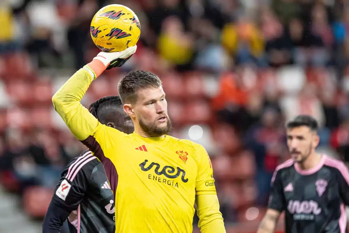 Tomas Vaclik en un partido con el Albacete Tomas Vaclik en un partido con el Albacete