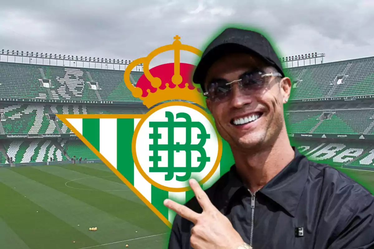 Cristiano Ronaldo y el escudo del Real Betis