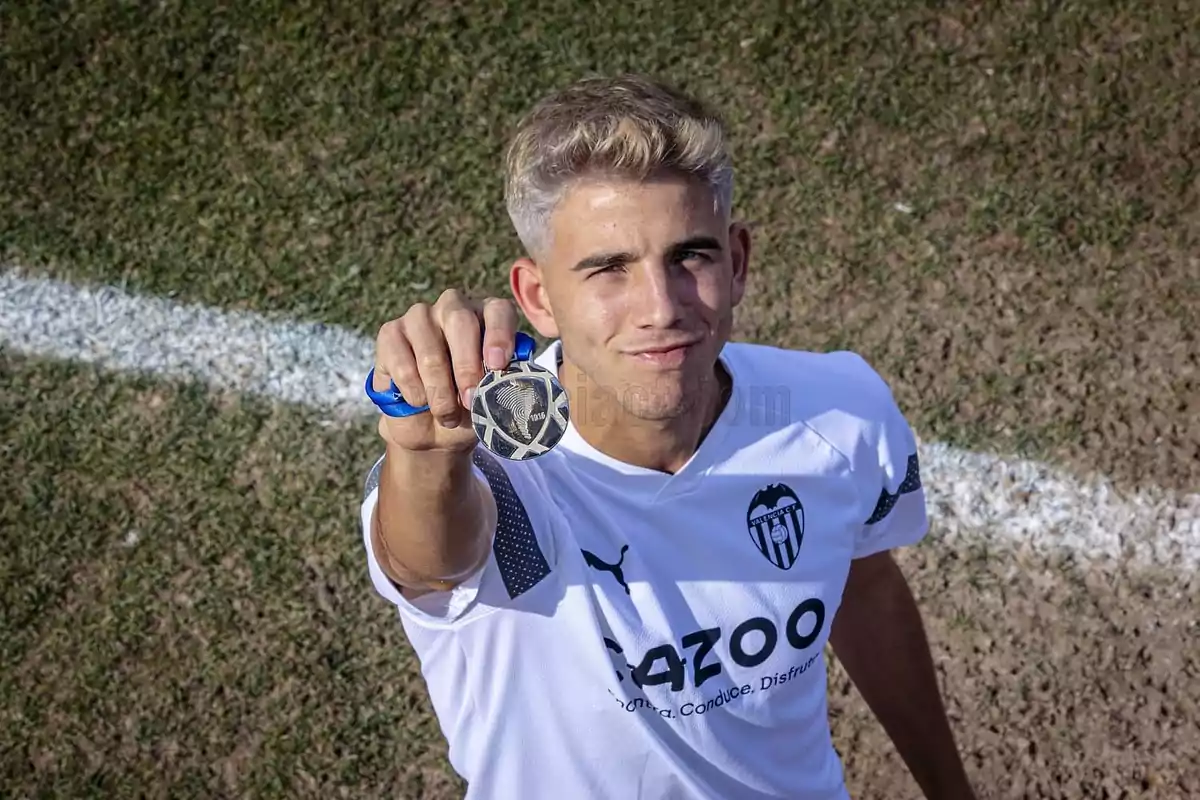 Facu González a la pedrera del València CF fa uns anys Facu González a la pedrera del València CF fa uns anys