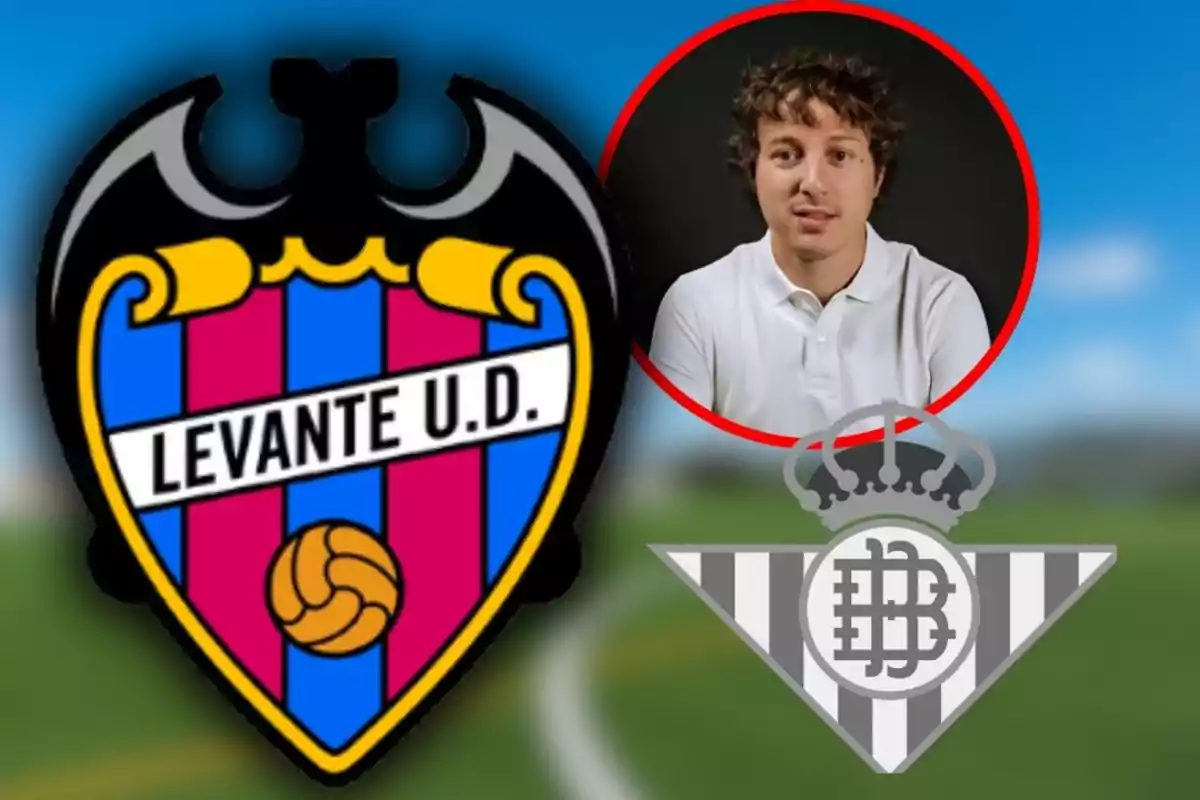 Escut del Llevant UD a l'esquerra, escut en blanc i negre del Reial Betis a la part inferior dreta i un home amb camisa blanca dins d'un cercle vermell a la part superior dreta sobre un fons desenfocat de camp de futbol.