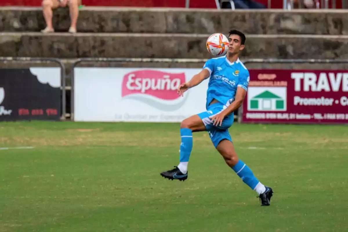 Marc Montalvo en un partido con el Nàstic Marc Montalvo en un partido con el Nàstic