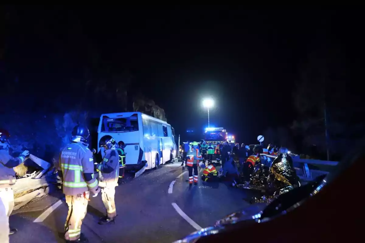 Accidente de un bus que hacía el trayecto Andorra - L'Hospitalet de Llobregat