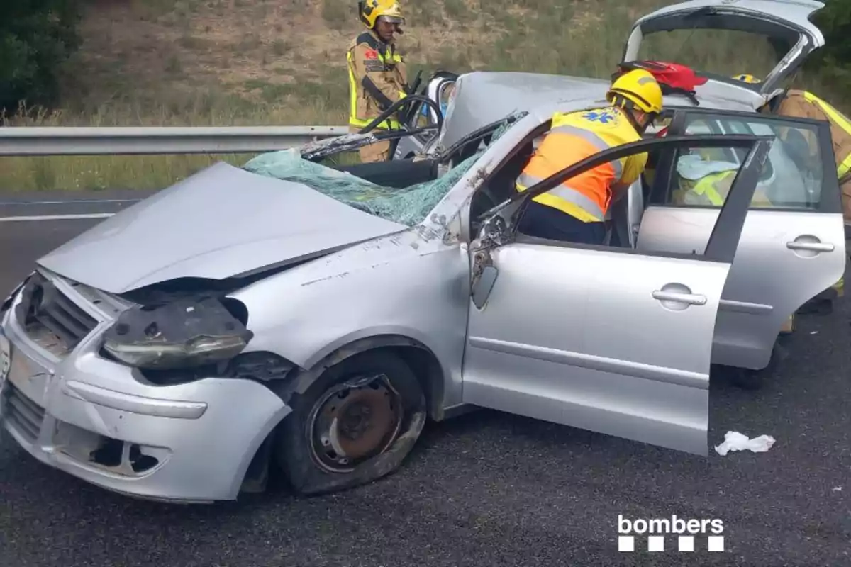 Així ha quedat el cotxe després de l?accident