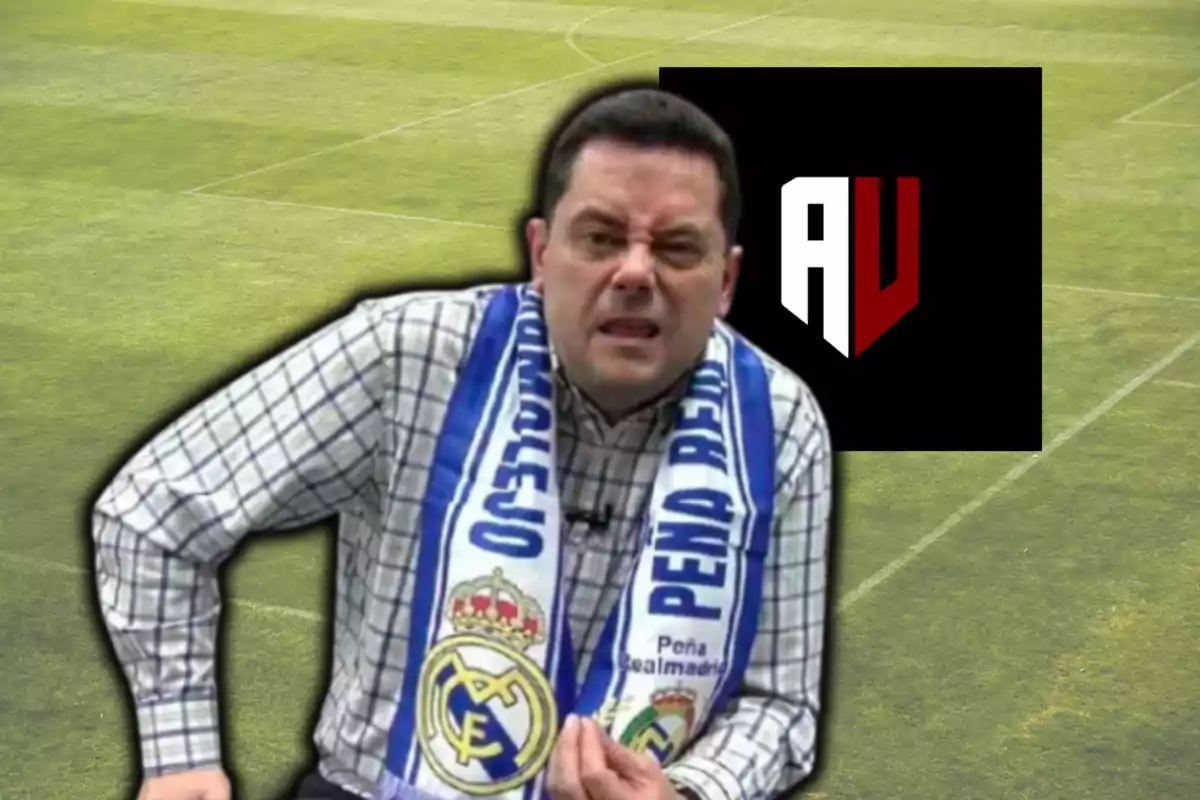 Tomás Roncero i el logotip d'Arxiu VAR