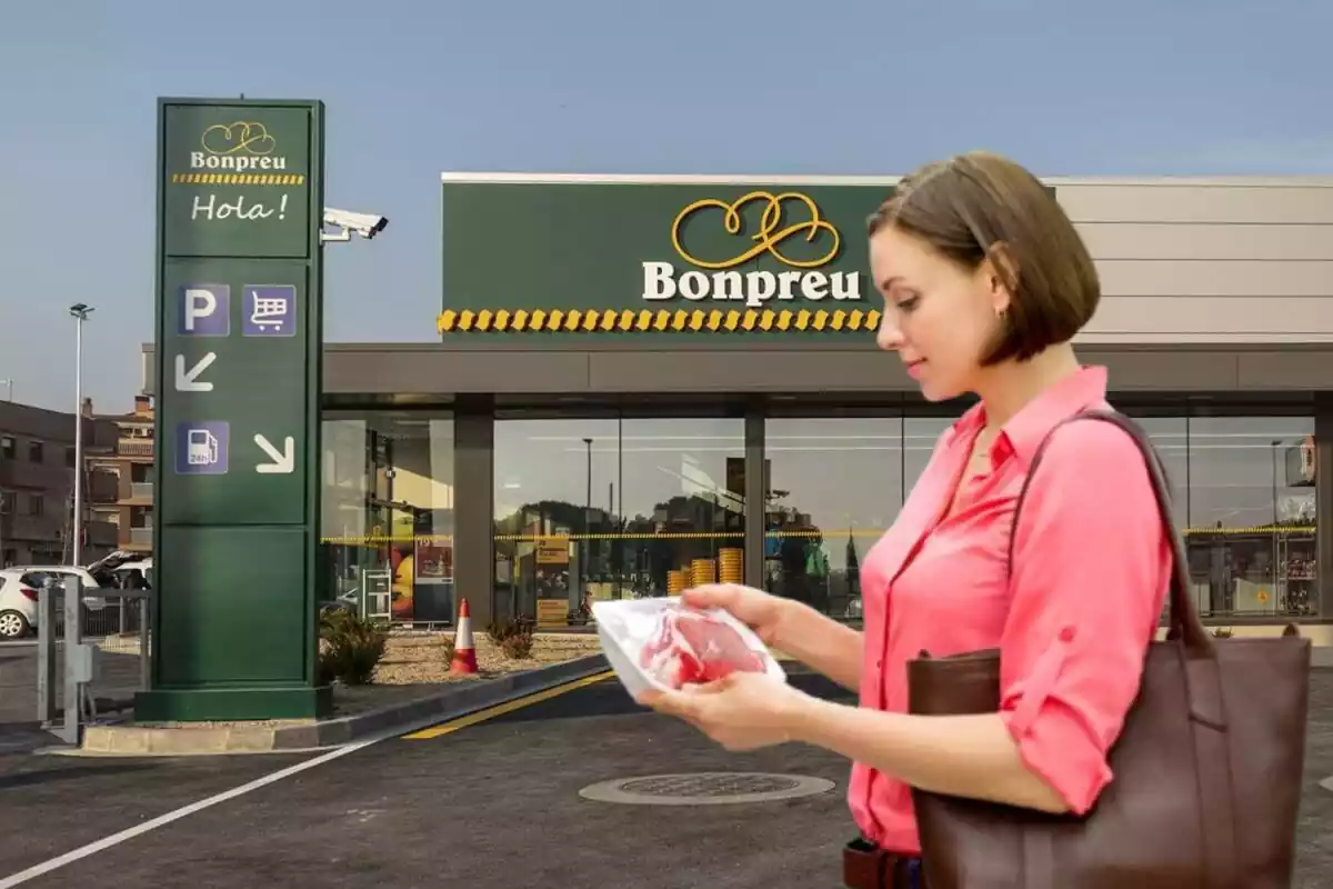 Client comprant carn al Bonpreu