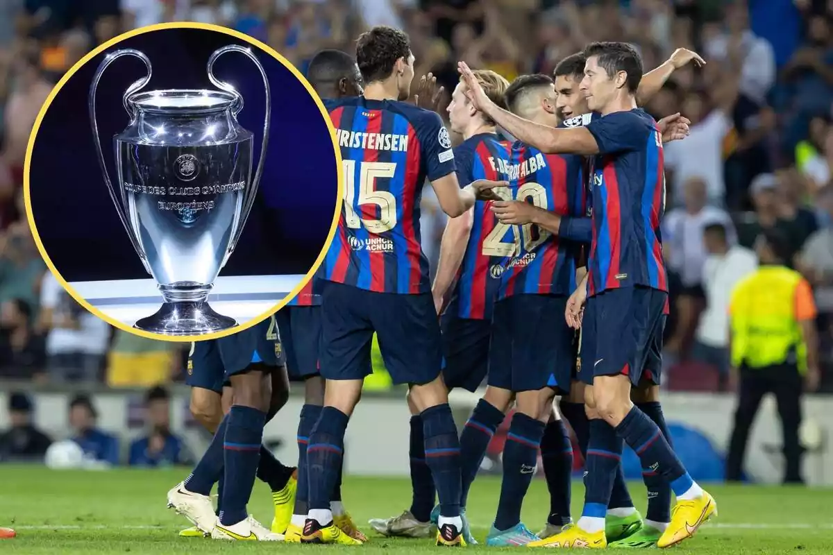 Muntatge amb una imatge de futbolistes del FC Barcelona durant un partit. A la cantonada superior esquerra, dins d'un cercle, el trofeu de la Champions League