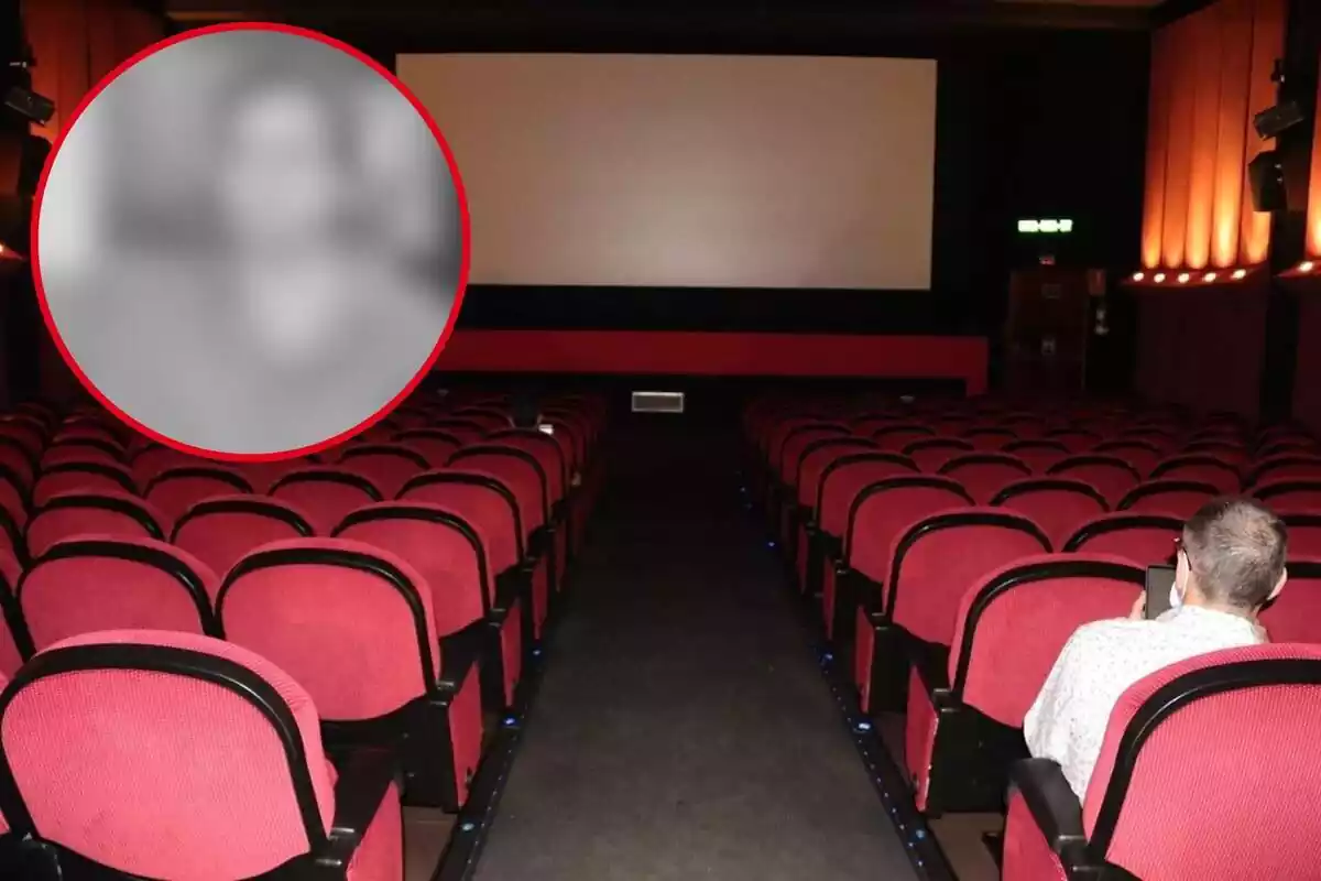 Muntatge amb una imatge d'un cinema buit ia la cantonada superior esquerra, dins d'un cercle, una imatge difuminada i en blanc i negre de l'assassí que protagonitza la pel·lícula