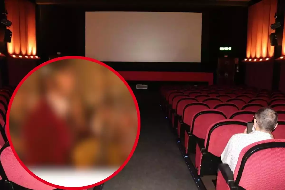 Muntatge amb una imatge d'una sala de cinema buida ia la cantonada inferior esquerra, dins d'un cercle i difuminada, imatge de la pel·lícula de què parla la notícia