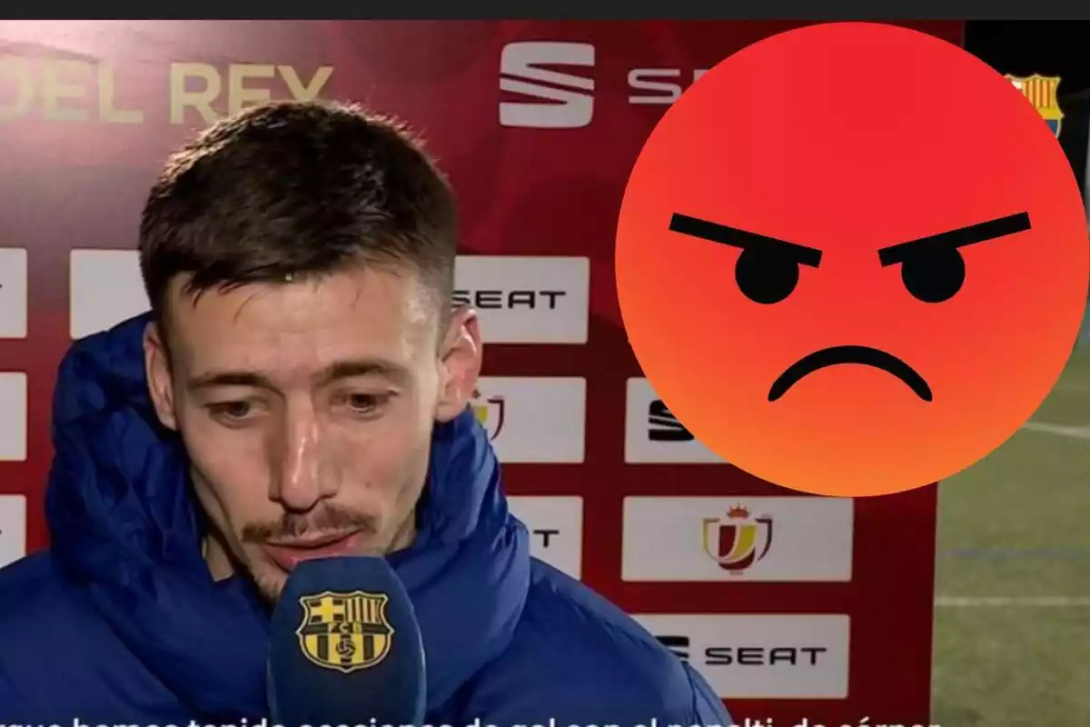 Muntatge amb Clément Lenglet atenent Barça TV. A la dreta una emoticona d'una cara enfadada
