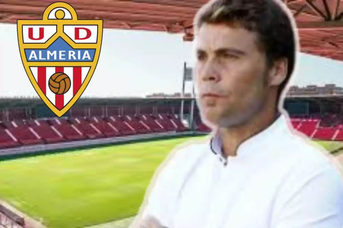 Montage con el Power Horse Stadium, Rubi en la parte izquierda de la imagen y el escudo de la UD Almeria arriba a la izquierda