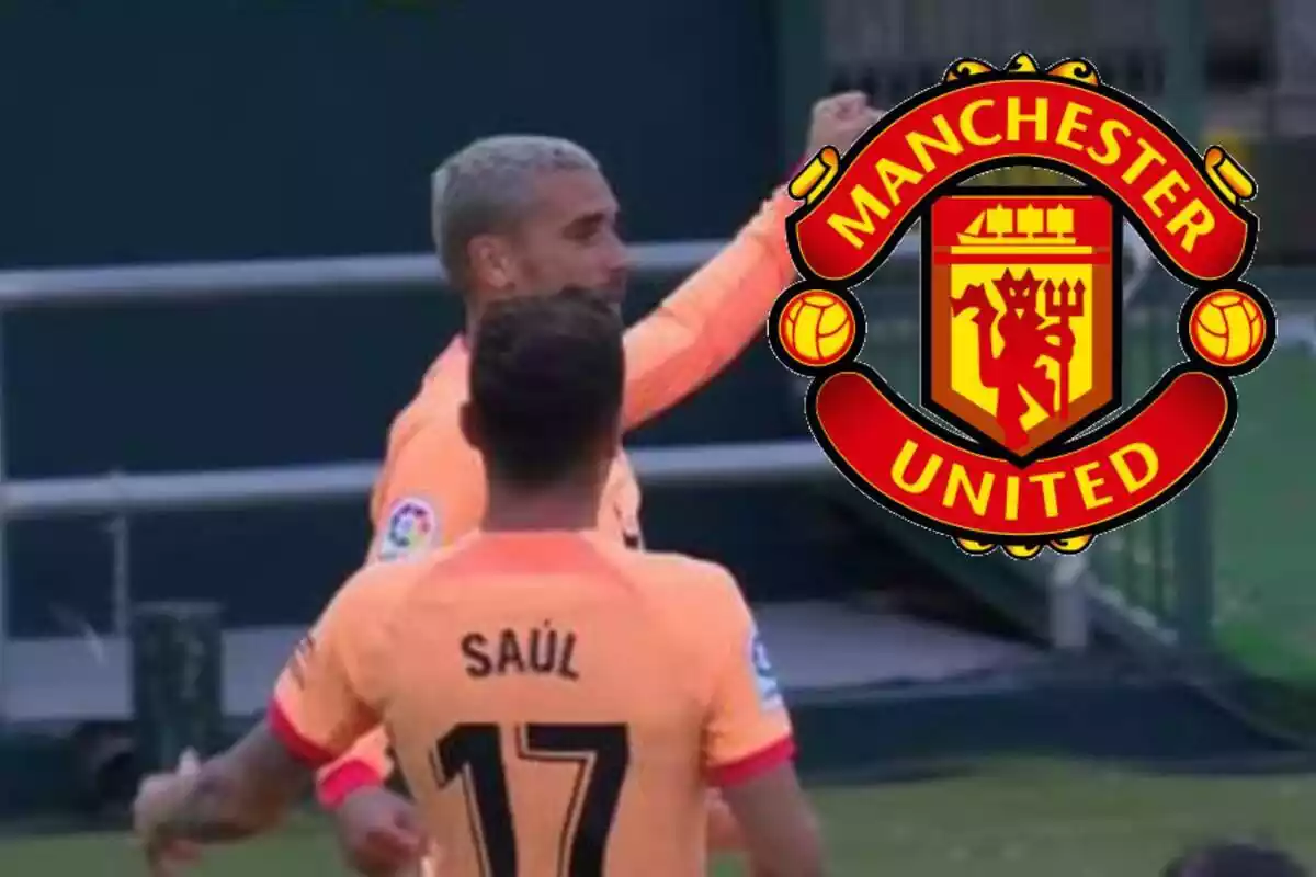 Muntatge amb una imatge d´Antoine Griezmann amb Saúl durant un partit de futbol amb l´Atlètic de Madrid. A la cantonada superior dreta, l'escut del Manchester United
