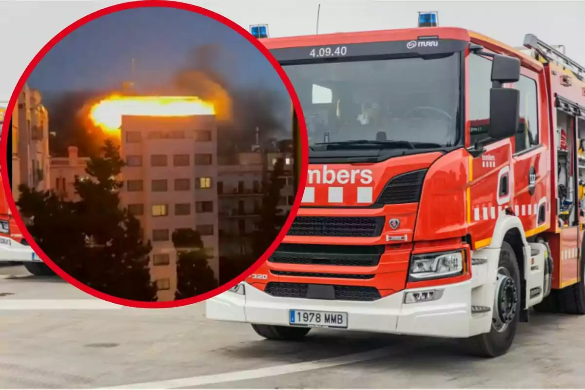 Un camió de bombers vermell estacionat al costat d?una imatge circular d?un edifici en flames.