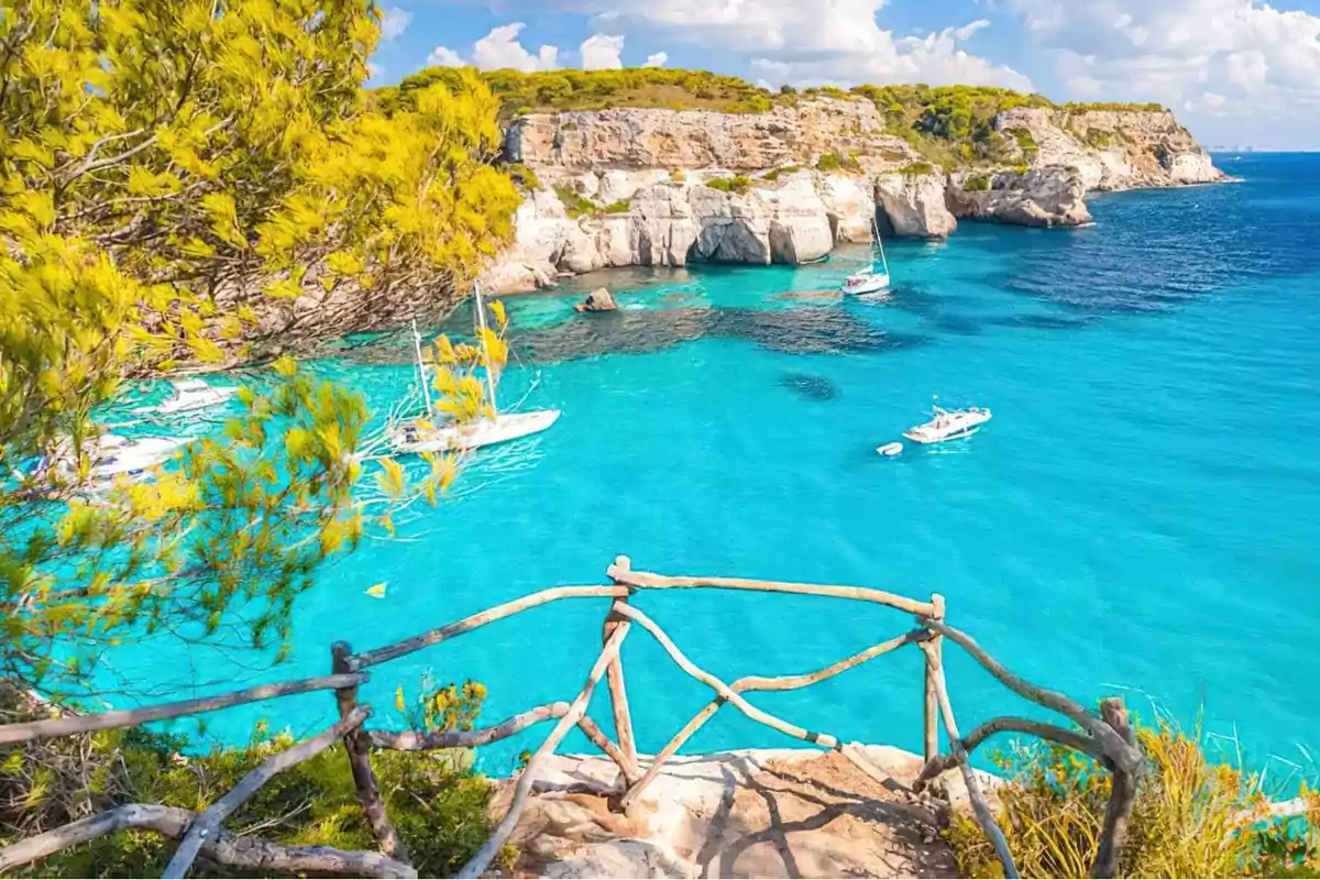 Una de las calas de Menorca