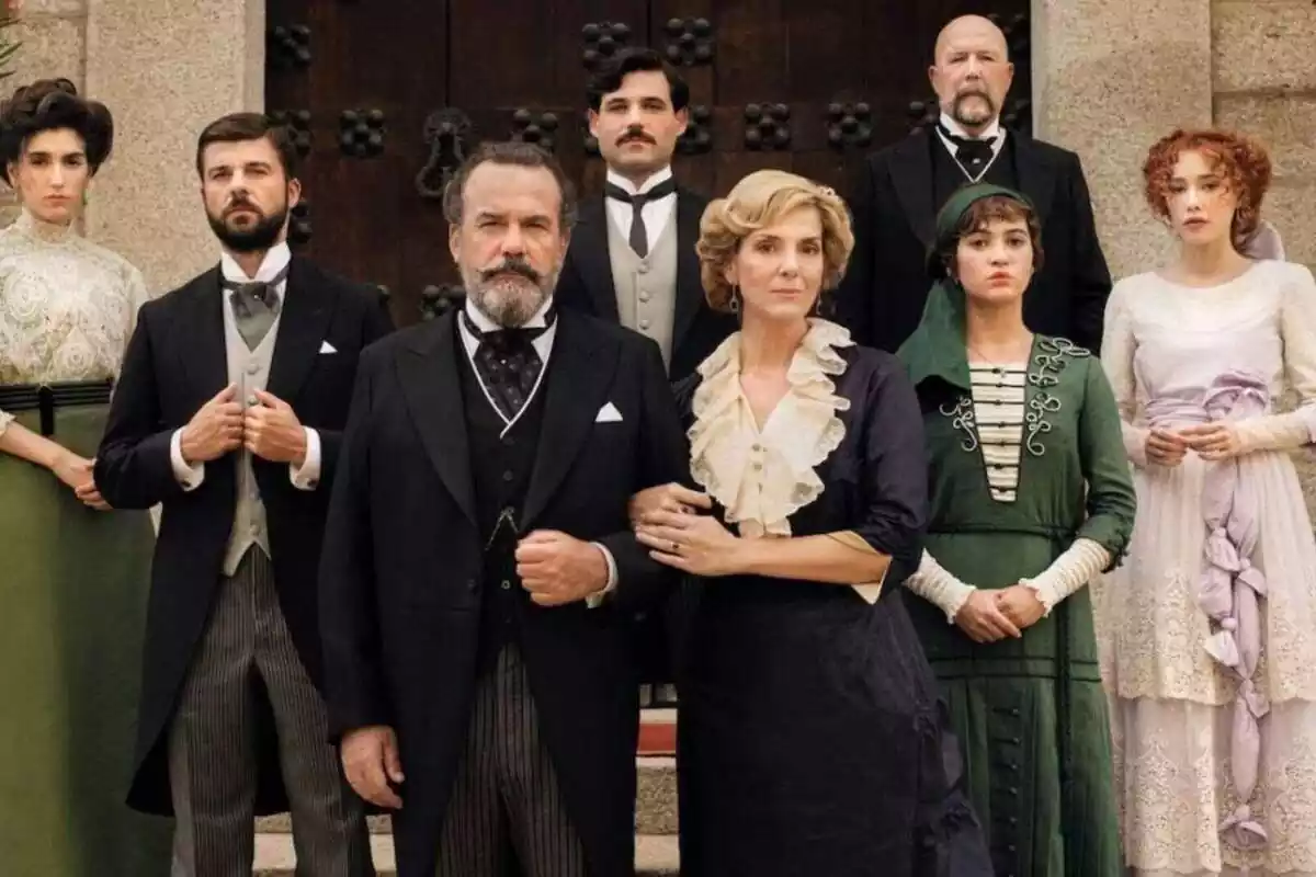 Imatge promocional dels protagonistes de 'La Promesa', sèrie de La 1 Imatge promocional dels protagonistes de 'La Promesa', sèrie de La 1