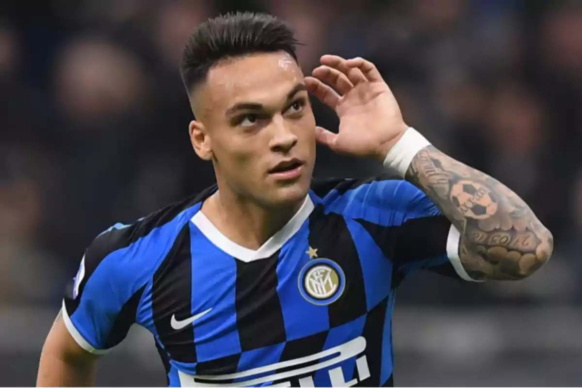 Lautaro Martínez celebrant un gol Lautaro Martínez celebrant un gol