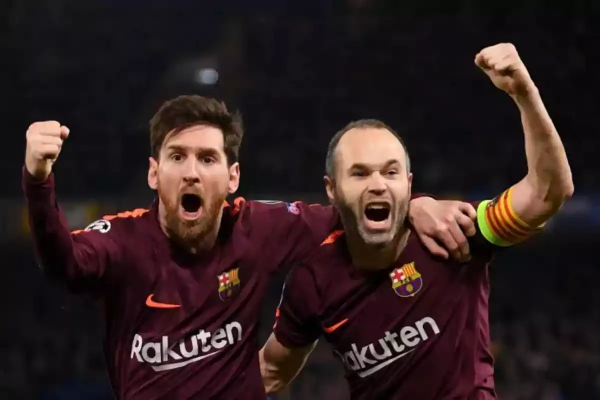 Andrés Iniesta i Leo Messi celebrant un gol