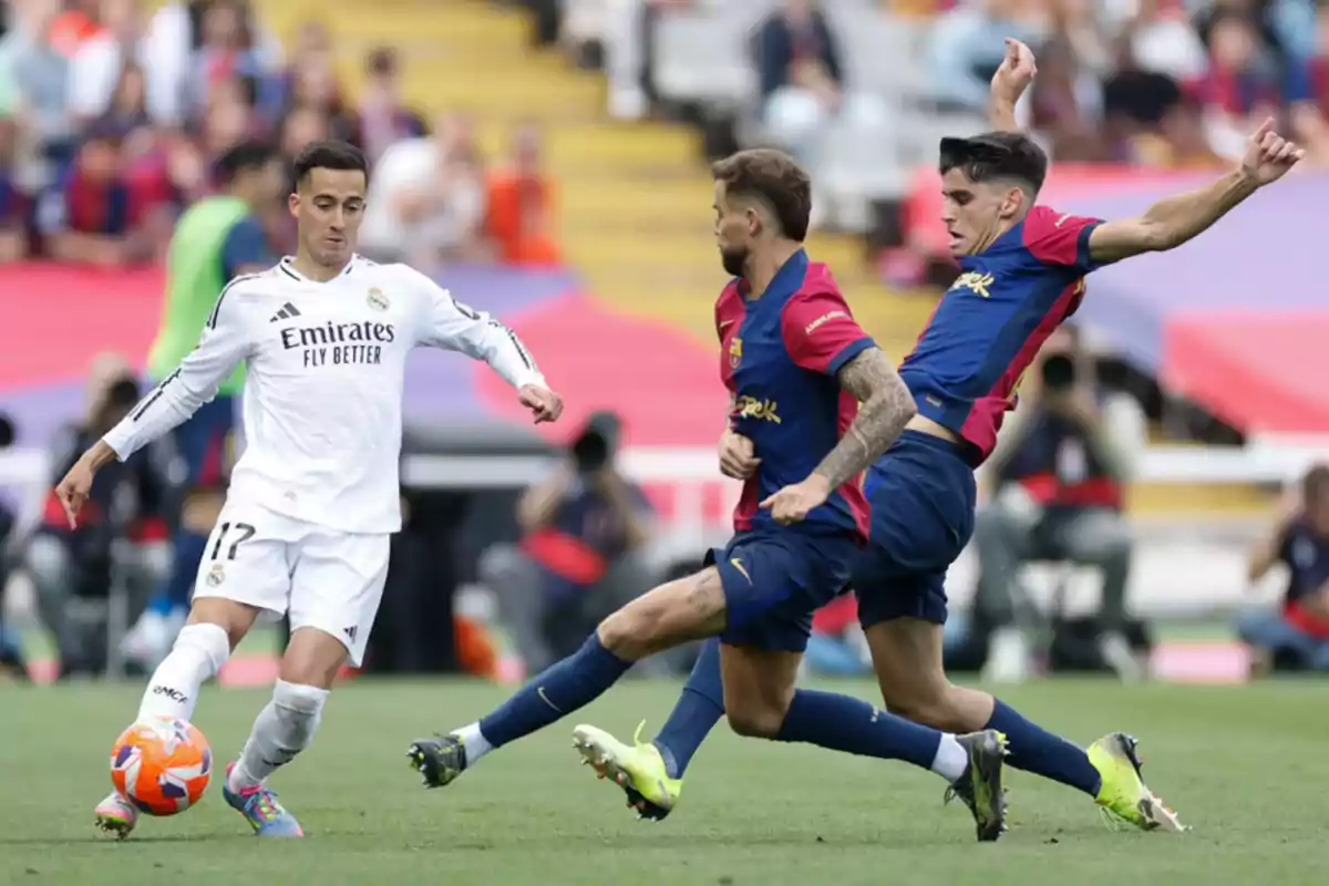 Lucas Vázquez en una acció del Clàssic Lucas Vázquez en una acció del Clàssic